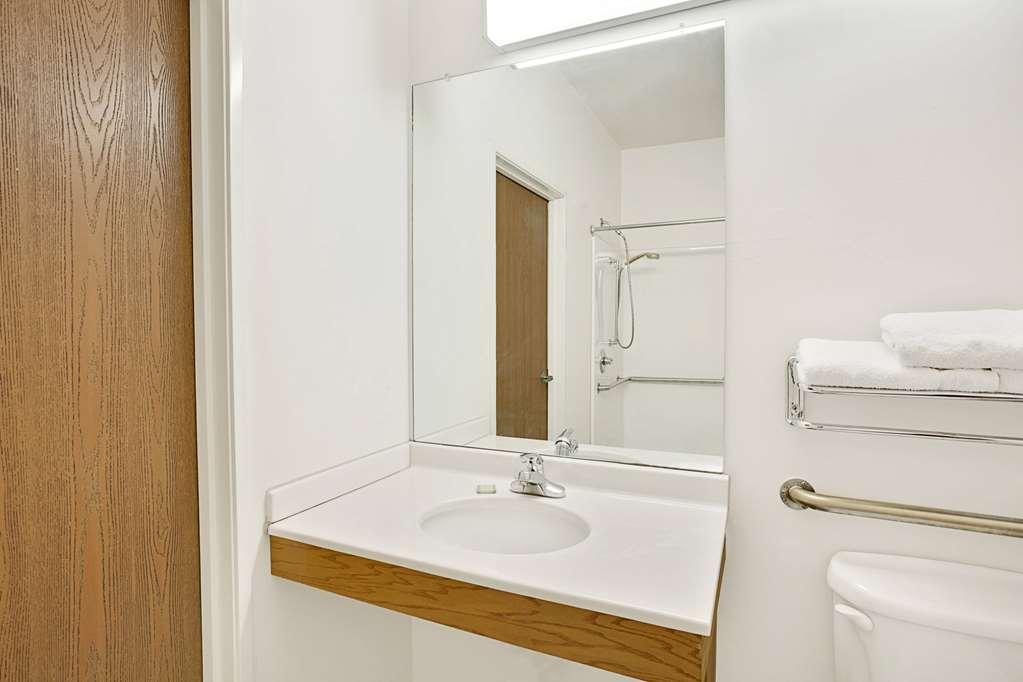 Hotel Super 8 By Wyndham Hampshire Il Zimmer foto